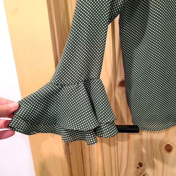 SLB Sunny Leigh Green Polka Dot Bell Sleeve Ruffle Button Up Top Coquette Size M - Picture 3 of 10